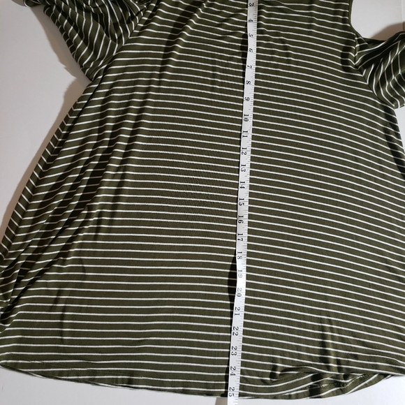 Ann Taylor blouse size L - Picture 3 of 8